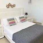 Villa Honey Rose, Guime