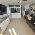 Cozy Studio, Aircon And 3 Pools