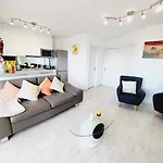 3 Bed Apt With Sea Views In Los Cristianos K305
