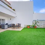 Island Village 3A04