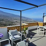 Elegant, Comfortable Penthouse With Scenic Views