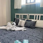 Los Cristianos One-Bedroom Apartment
