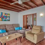 Casa Petra Peaceful & Private, Sea Views, Pool & Bbq