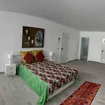 Villa Siam, Great Views, Pool, Air Conditioner