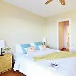 Apartamento Con Terraza Vistas Al Mar