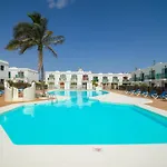 Blue Island Pool View & Wi-Fi By Irent Fuerteventura