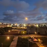 Apto Moderno Y Acogedor Con Terraza Y Vistas