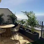Victoria Dreamhouse - 2Br Seaviews Terrace