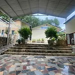 Truc Linh Moc Chau Hostel