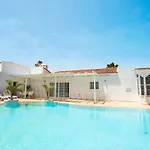 Alamos Park-Stunning Villa In Huge Private Grounds