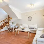 Las Gaviotas Sunshine Escape