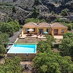 Grosses Ferienhaus Casa El Salto Mit Pool