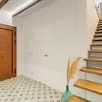 Modern Balcony Terrace House Solarium - Parking