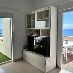 Apartamento En Playa Chica, Las Gaviotas