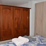 Apt. Manrey 1C - Jade