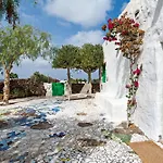 Bohemian Art House - 2Br In Yaiza & Garden