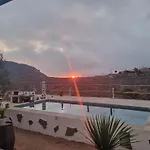 Tantulia La Casita Del Caballo