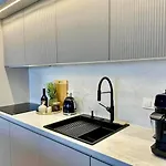 Aloa Apartment
