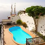 Villa Altos De Santiago