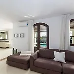 Villa Bella Valen