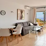 Sea View Apartment Beachfront