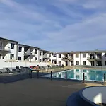 Casa Matteo-Modern Apartment With Pool