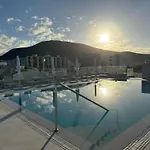 Hotel Reveron Plaza