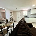 Casita Naia Radazul