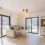 Exclusive Penthouse Front Ocean View Heated Pool
