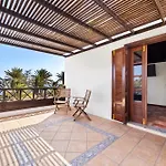 Villa A Pie De Mar