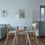 Happy Scape Bungalow With Relaxing Garden