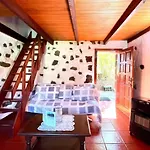 Casa Rural En Pueblo Con Preciosas Vistas