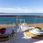 Estudio Frente A Las Canteras