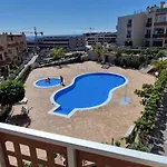 Spacious 2 Bedroom Flat In Playa De La Tejita