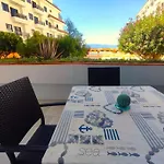 Apartment At 50 Meters From The Beach