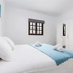 Home2Book Cozy Casa Papa, Bright Terrace & Bbq