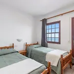 Apartamentos La Fajana
