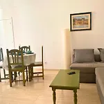 Alta Pool View Apartment