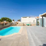 Villa Lobos With Private Pool And Bbq