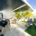 Porto Mare 42 With Heated Pool On The Front Line By Tenpropertiesgc