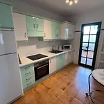 Apartment Sonrisa - Spacious Two Bedroom Apartment