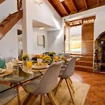 La Casita De Taucho