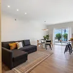Loft The Pa By Paramount Holidays