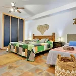 La Concha Beach Apartments With Pool For Kids!