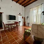 Antigua Casa Del Cura