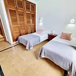 Casa Vacacional Anna Piscina Privada Climatizada