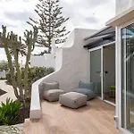 Modern Bungalow Dragon Club 2