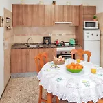 Cozy House In El Golfo + Terrace