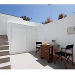 Charming Apartment 5 Min Walking From Beach