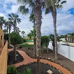 B-Rent Oasis Dunas Sunny House
